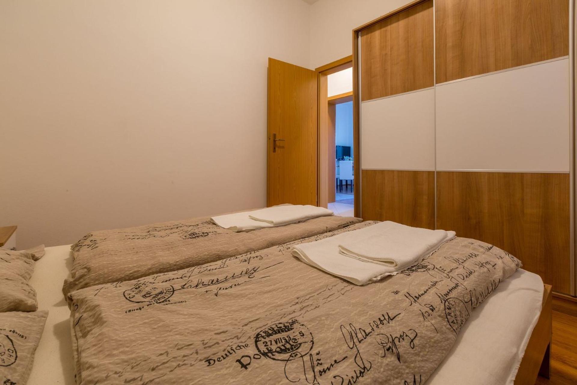 Apartments Tomica Novi Vinodolski Εξωτερικό φωτογραφία