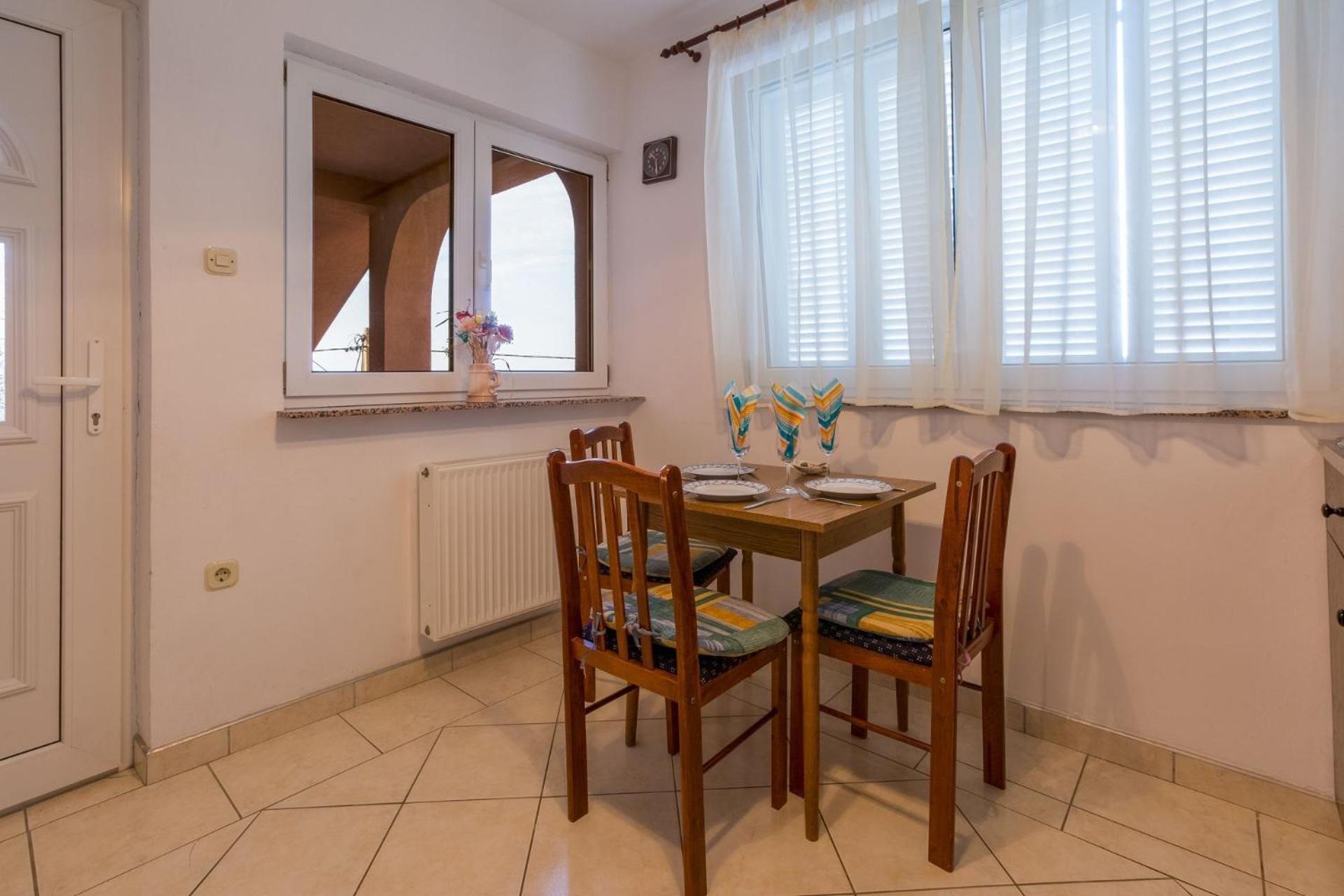 Apartments Tomica Novi Vinodolski Εξωτερικό φωτογραφία