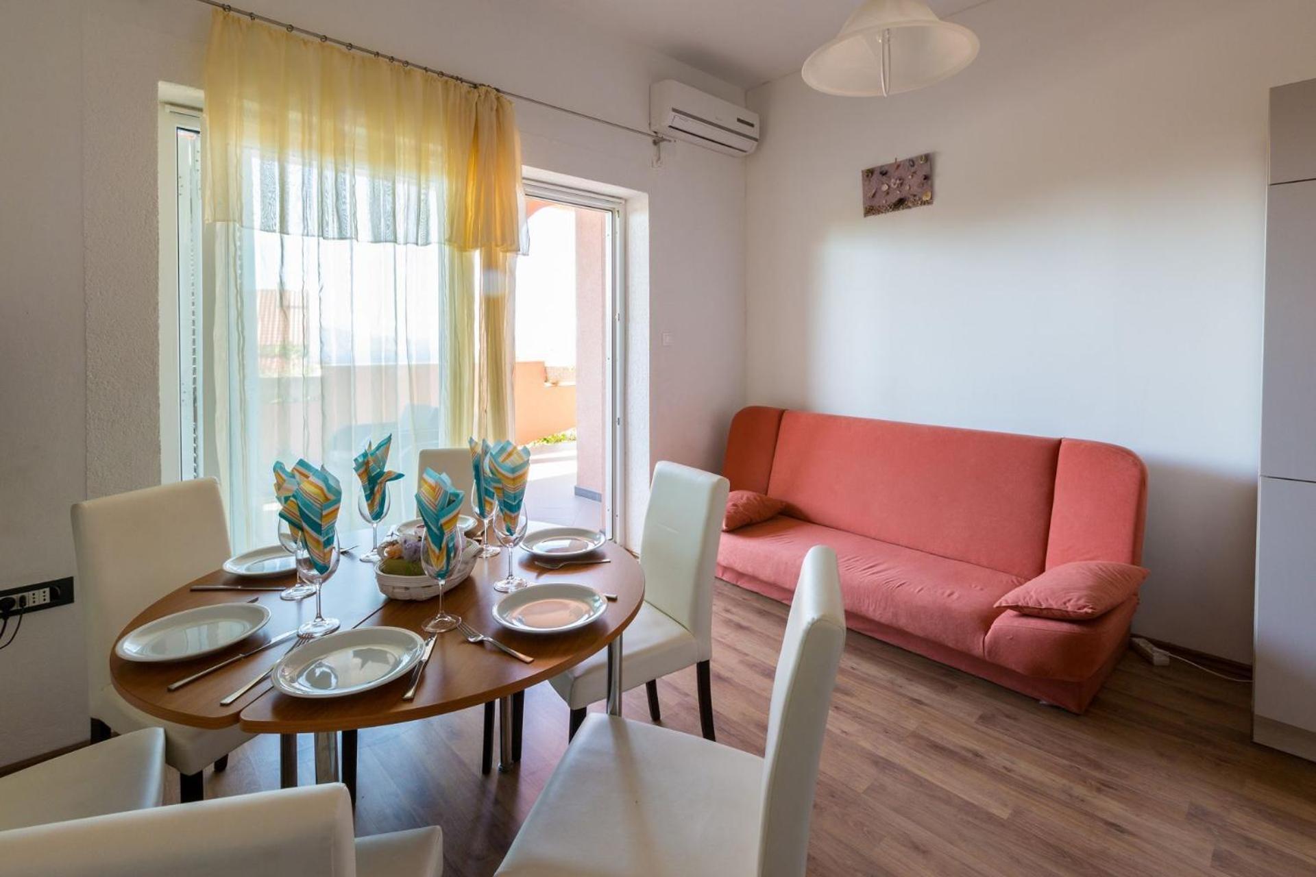 Apartments Tomica Novi Vinodolski Εξωτερικό φωτογραφία