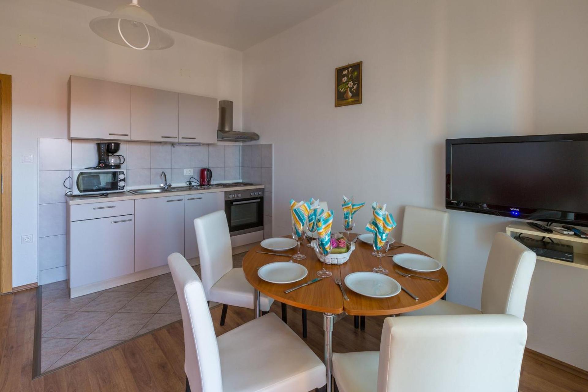 Apartments Tomica Novi Vinodolski Εξωτερικό φωτογραφία